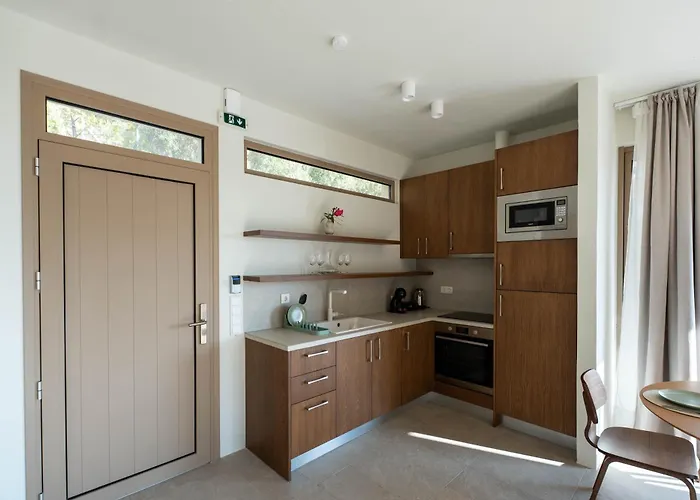 Oleander Evia * Agioi Apostoli