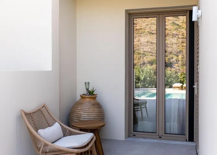 Oleander Evia Agioi Apostoli